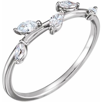 Ladies 14K White 1/3 CTW Diamond Leaf Ring