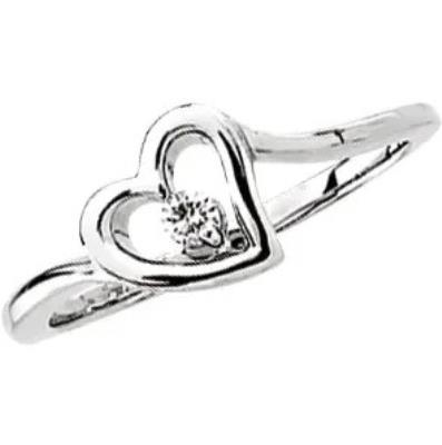 14K White .06 CTW Diamond Heart Ring
